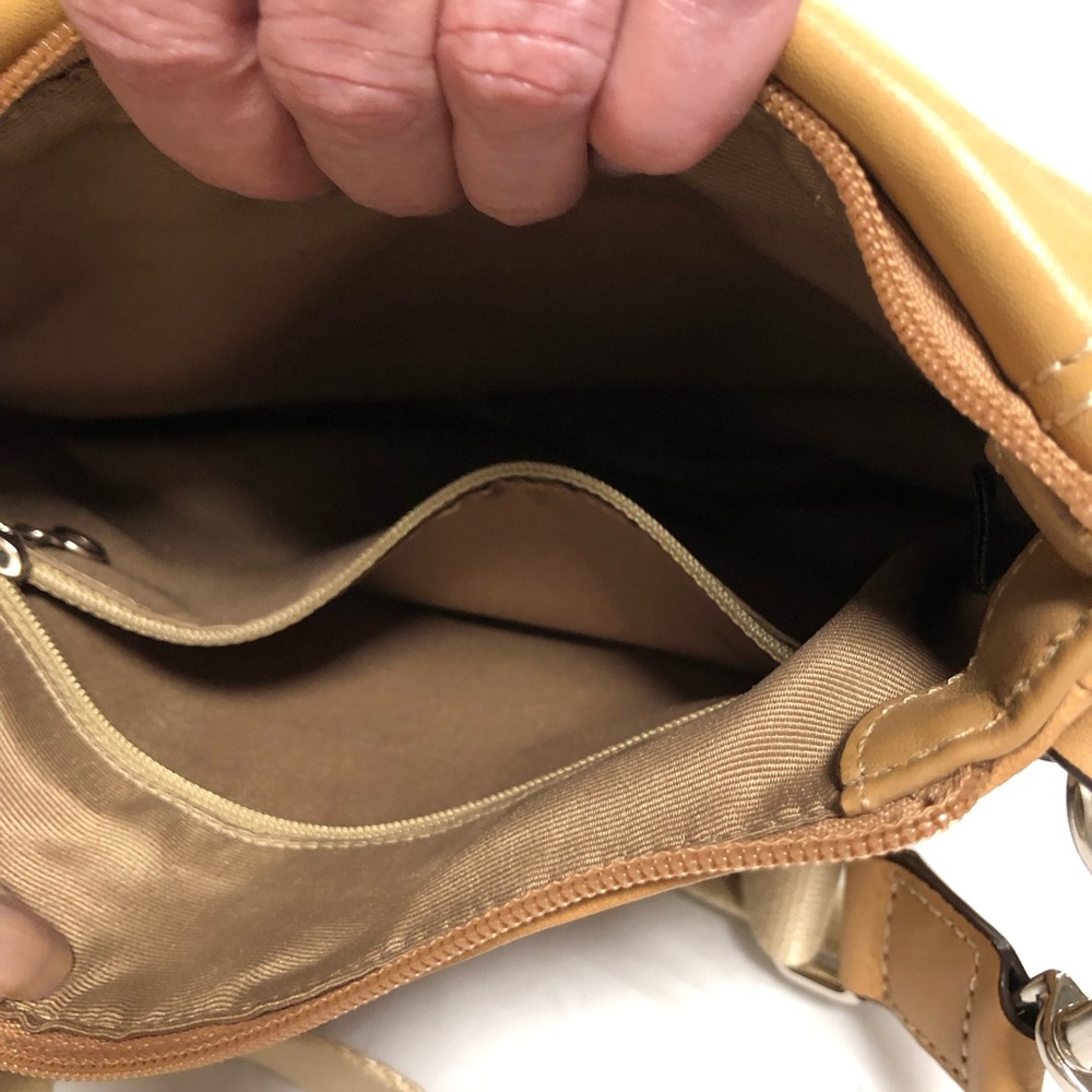 Coach Two-Tone Tan Leather Crossbody Bag - Picture 4 of 14